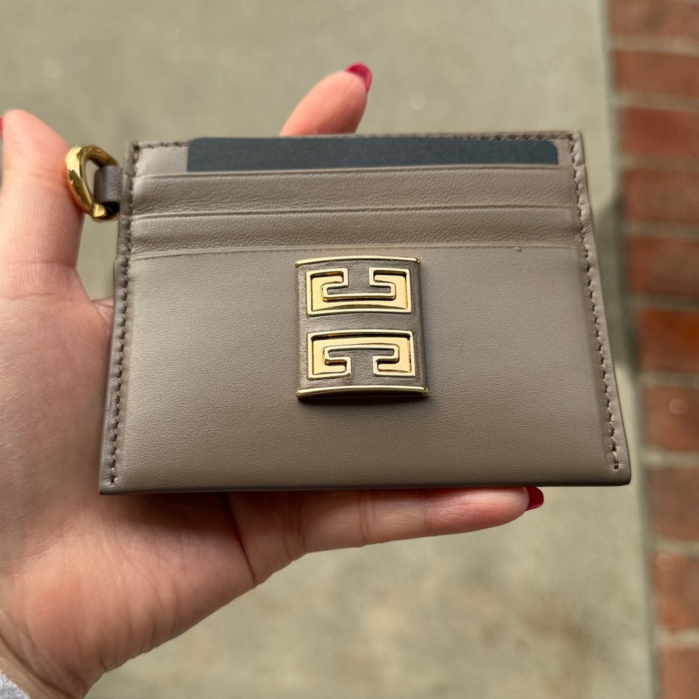Givenchy 4G Card Holder - Picture 12 of 12